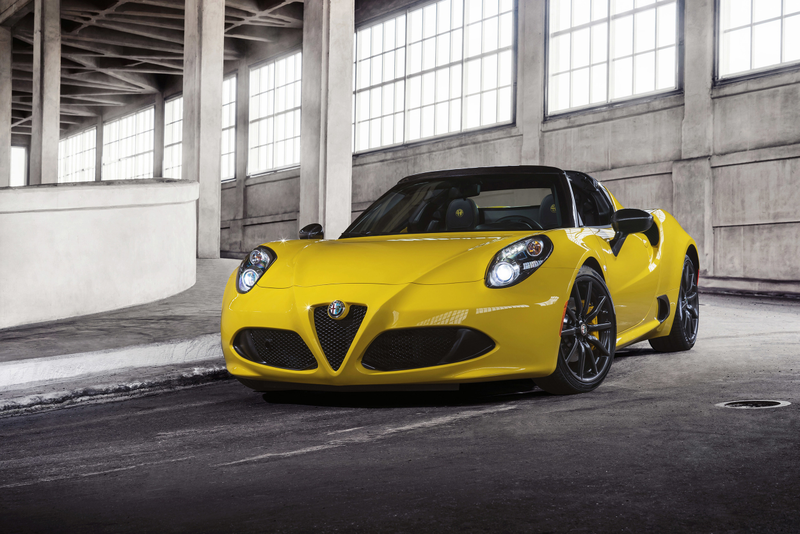 Illustration for article titled 2016 Alfa Romeo 4C Spider: This Is It